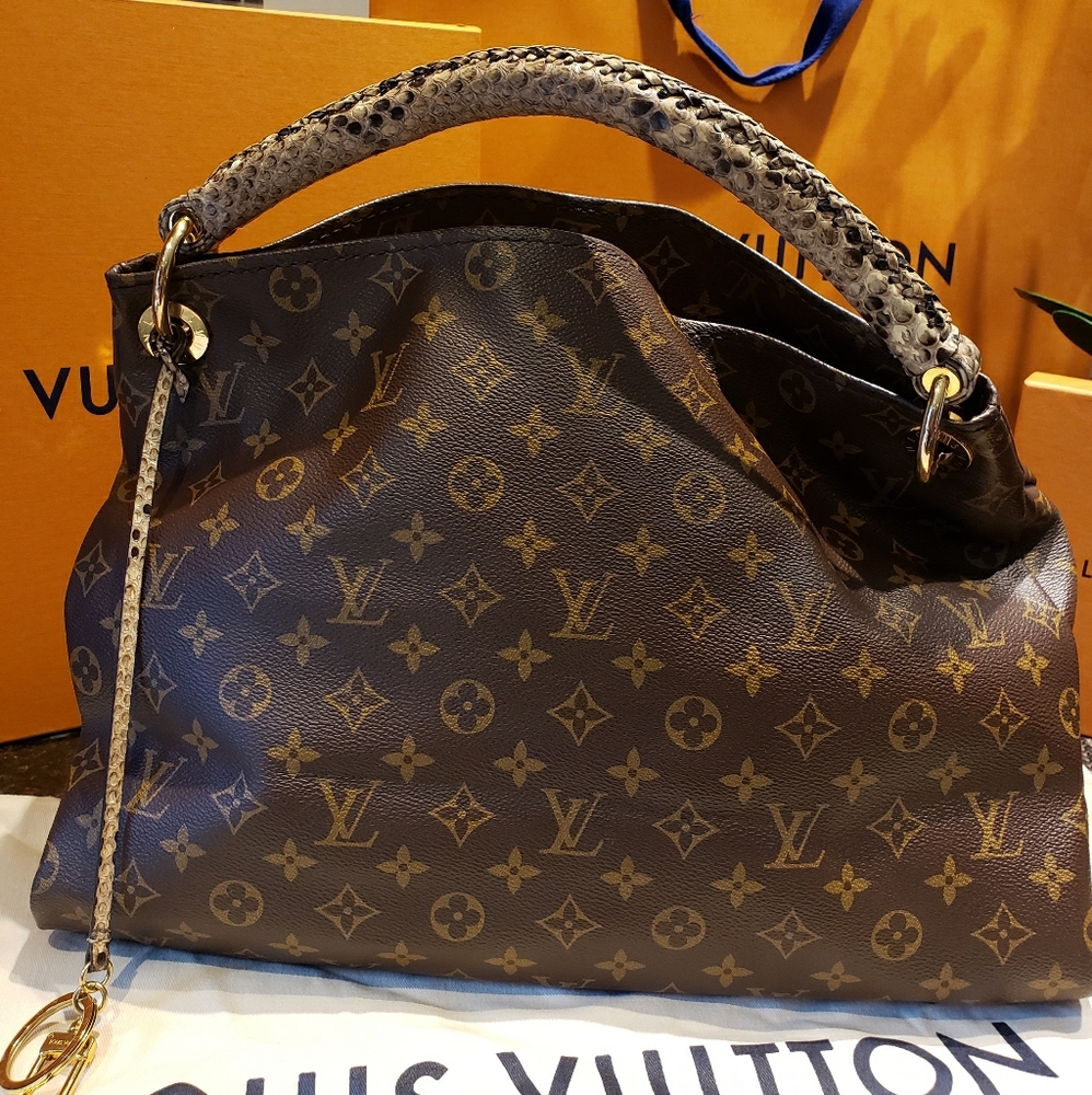 💯 PYTHON Edition Artsy MM